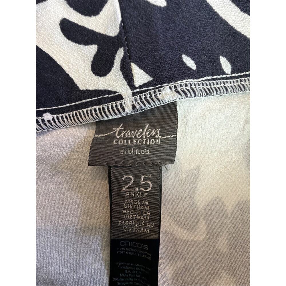 Chico's 2.5 Travelers vacation Hawaii Tropical Floral resort Ankle Pants Navy 14 - Picture 11 of 14